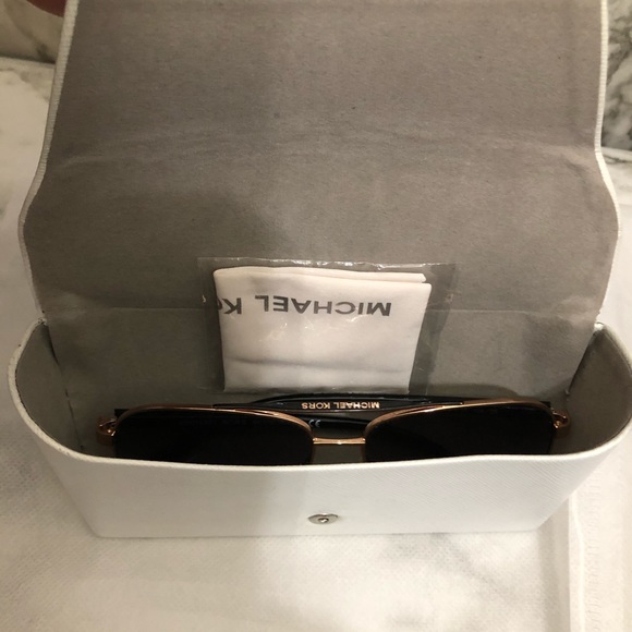 Michael Kors sunglasses W/case